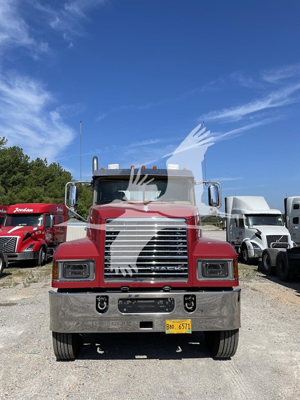 2019 MACK PINNACLE 64T - image 6 of 6