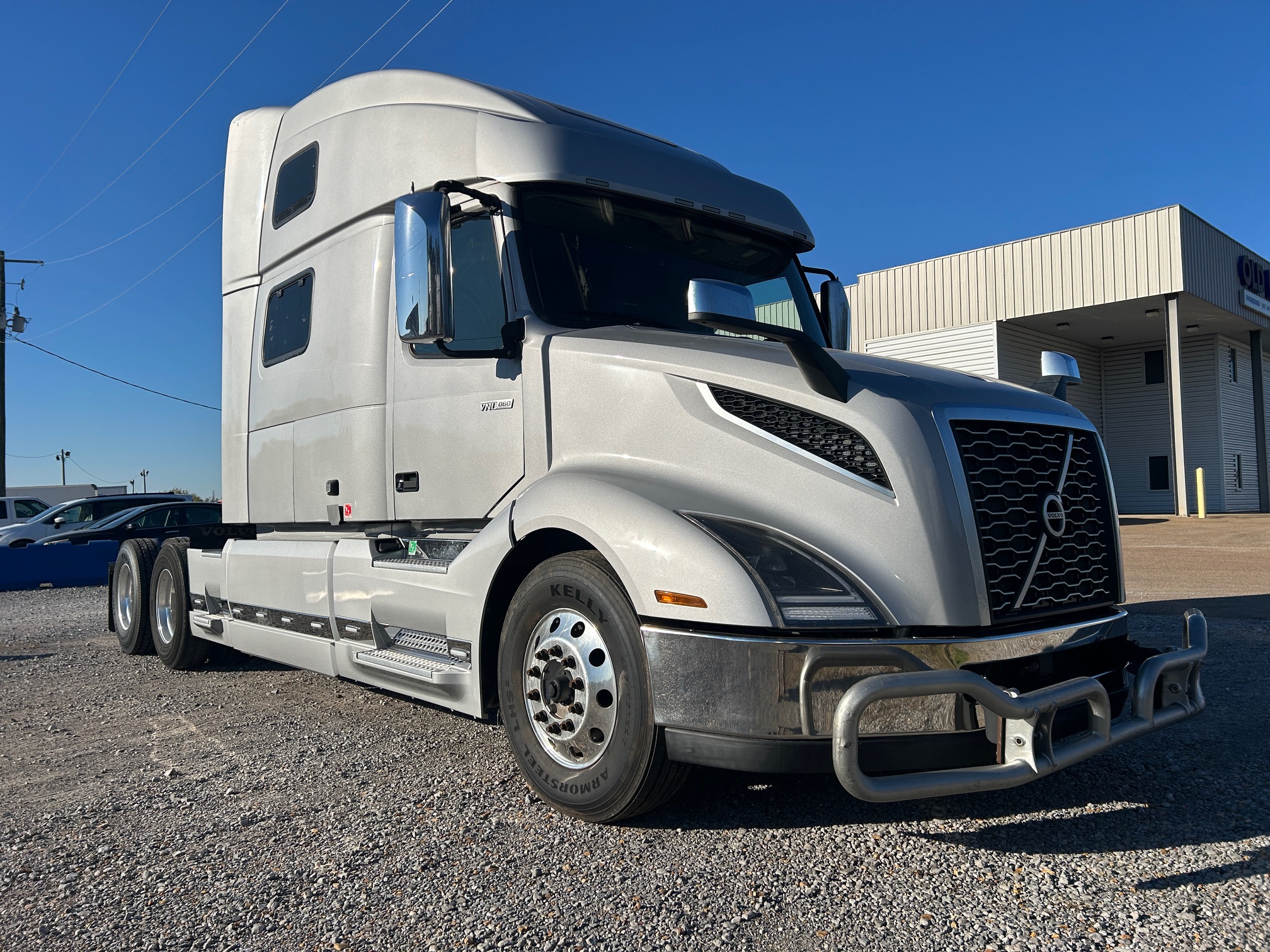 2022 VOLVO VNL 860 4V4NC9TJ9NN603825 X15 Engine 513,471 MI. - image 1 of 6